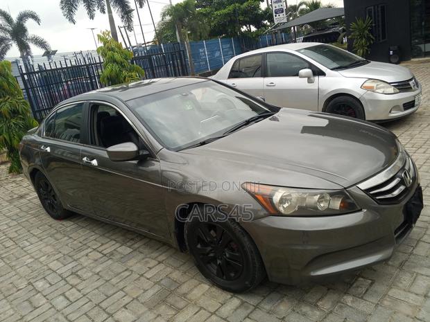 Honda Accord 2011 Gray