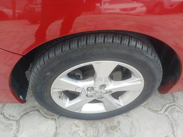 Toyota Corolla LE 4dr Sedan (1.8L 4cyl 4A) 2013 Red