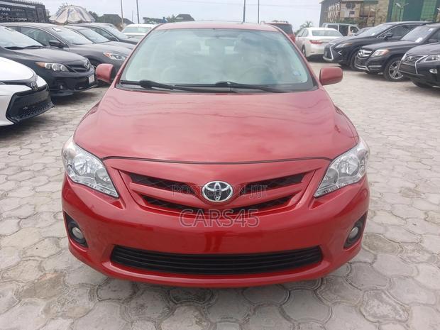 Toyota Corolla LE 4dr Sedan (1.8L 4cyl 4A) 2013 Red