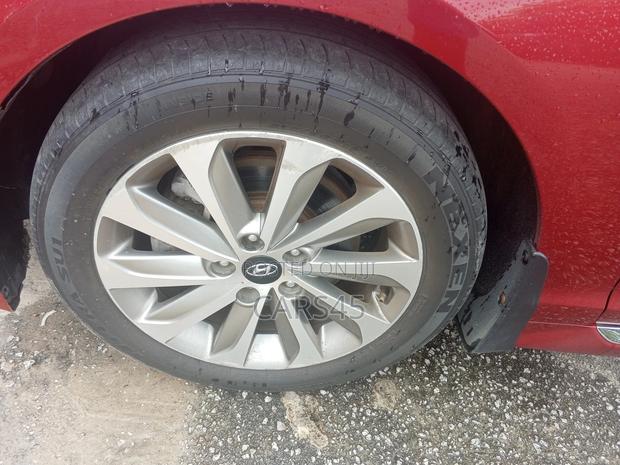 Hyundai Sonata 2016 Red
