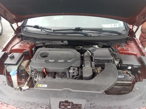 Hyundai Sonata 2016 Red