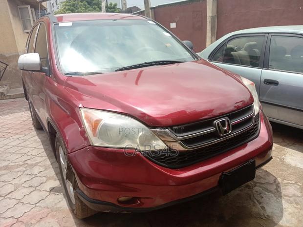 Honda CR-V 2011 Red
