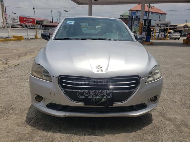 Peugeot 301 2013 Silver