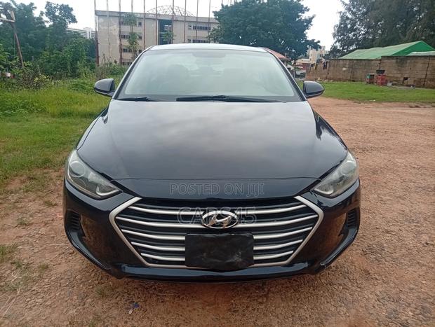 Hyundai Elantra 2017 Blue