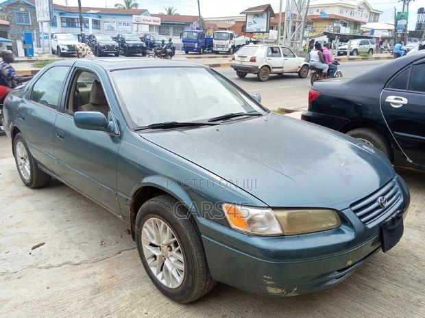Toyota Camry 1998 Green