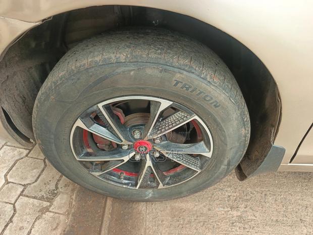 Toyota Camry 2008 Gold