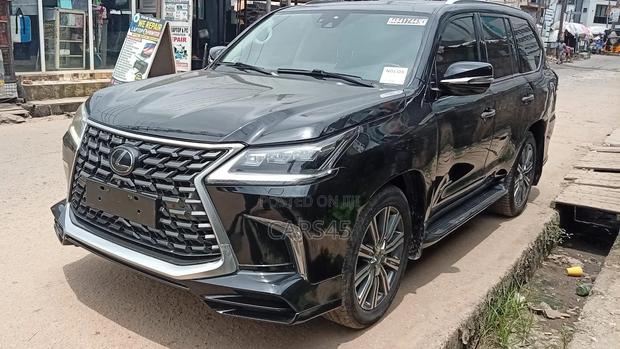 Lexus LX 570 AWD 2017 Black