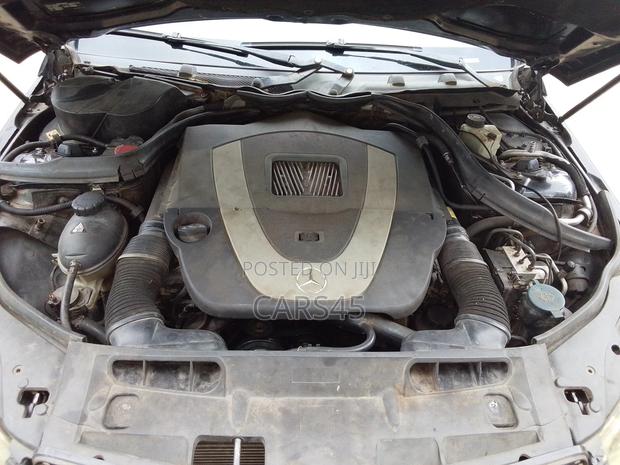 Mercedes-Benz C300 2010 Black