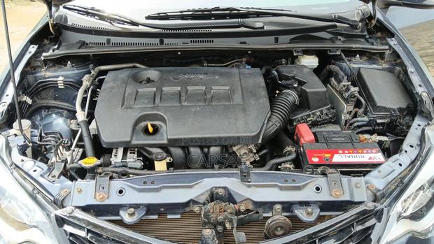 Toyota Corolla S Plus 4dr Sedan (1.8L 4cyl CVT) 2015 Gray