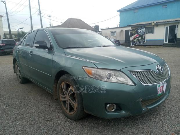 Toyota Camry 2007 Blue