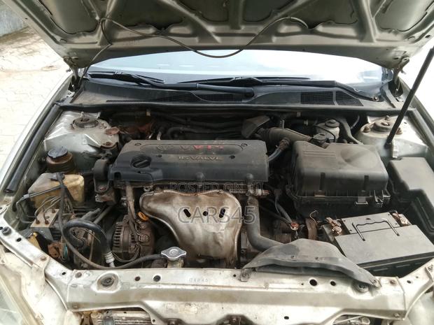 Toyota Camry 2002 Silver