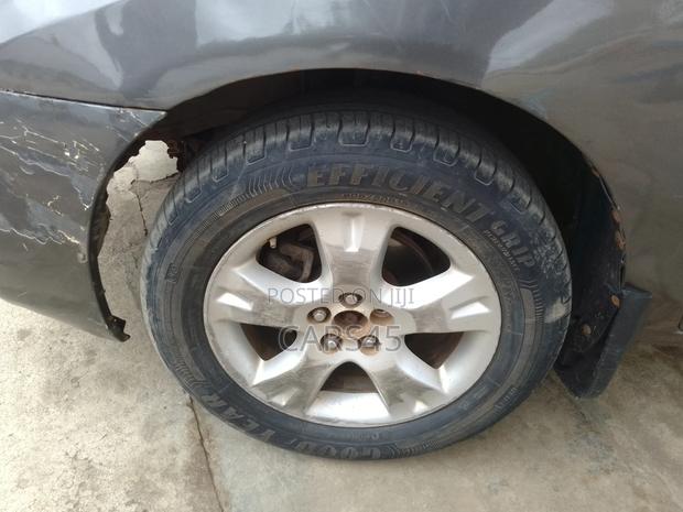 Toyota Matrix 2006 Gray