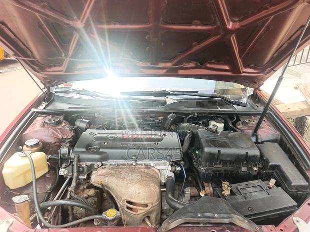 Toyota Camry 2002 Red