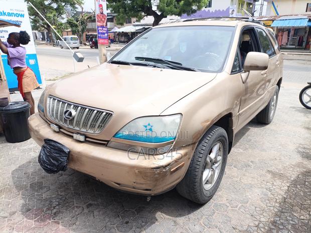 Lexus RX 2002 Gold