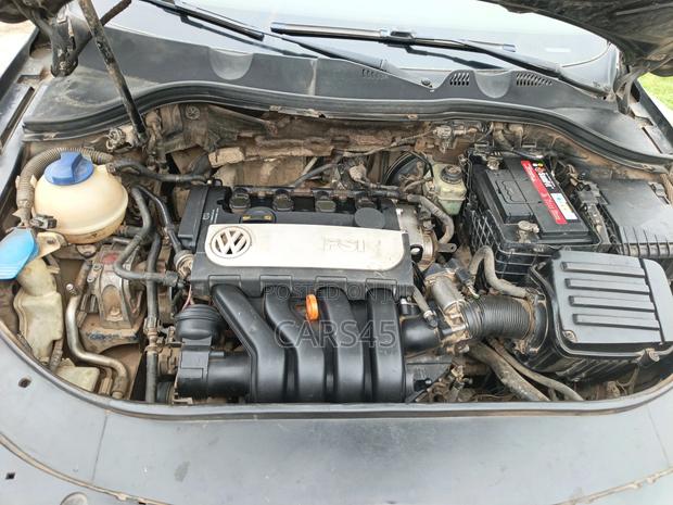 Volkswagen Passat 2012 Black