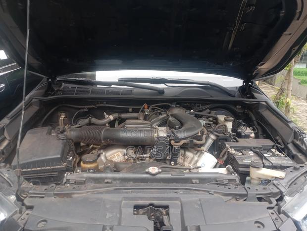 Toyota Hilux 2024 Black