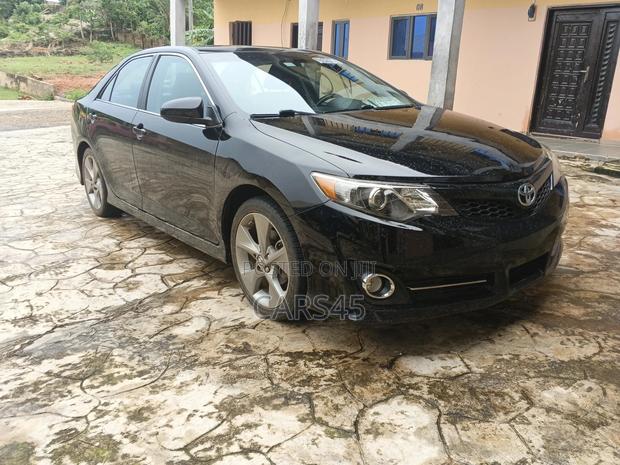 Toyota Camry 2013 Black