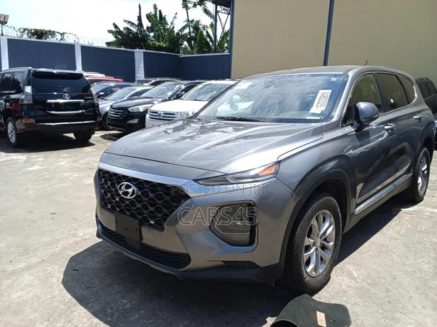Hyundai Santa Fe SE 2.4 AWD 2019 Gray