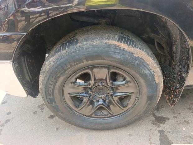 Toyota Tundra 2011 Black