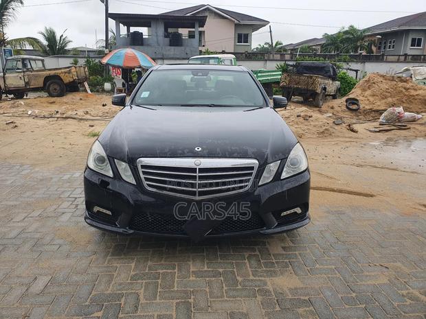 Mercedes-Benz E550 2011 Black