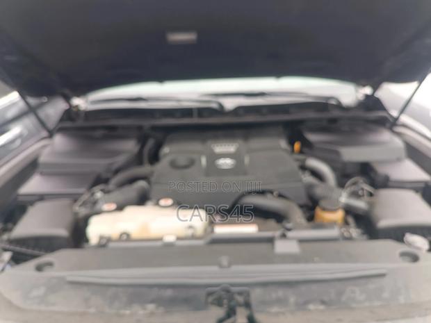 Toyota Land Cruiser 2022 Blue
