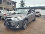 Toyota Highlander 2018 Gray for sale