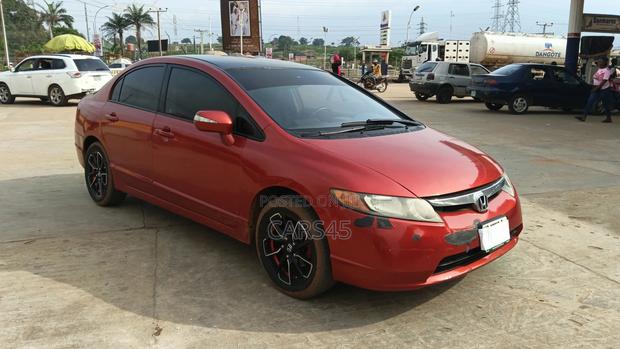 Honda Civic 2006 Red