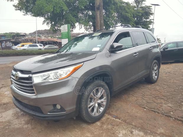 Toyota Highlander 2014 Gray