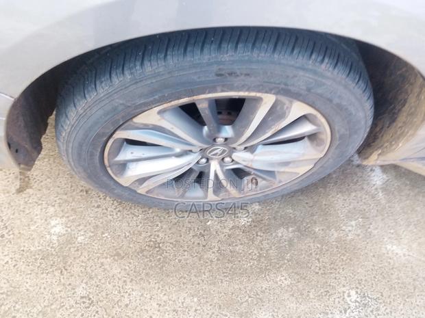 Acura MDX 2018 Silver