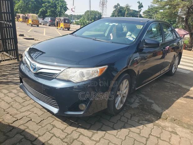 Toyota Camry Hybrid XLE 2012 Black