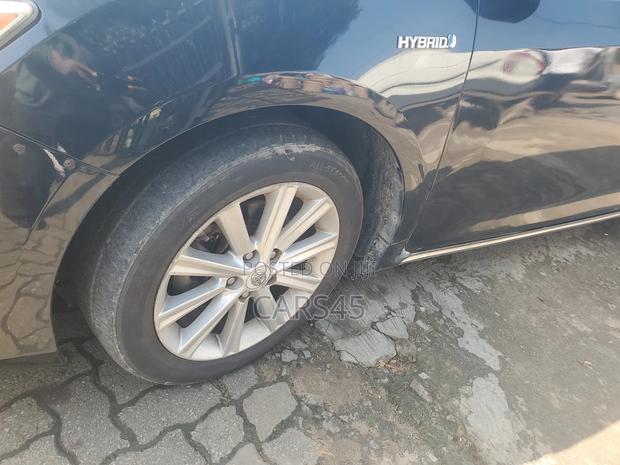Toyota Camry Hybrid XLE 2012 Black