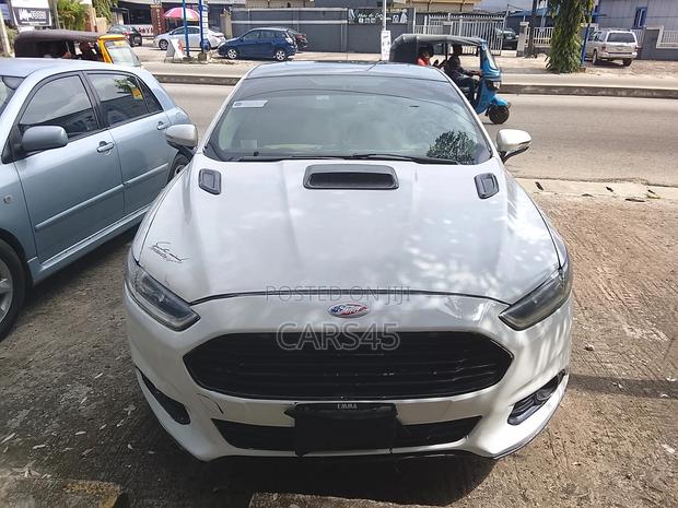 Ford Fusion S 2013 White