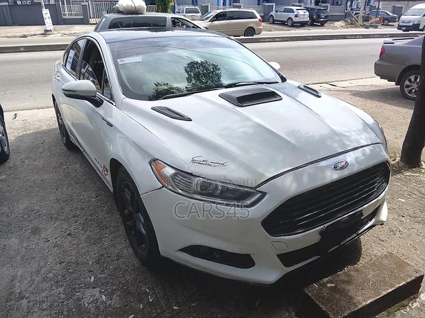 Ford Fusion S 2013 White