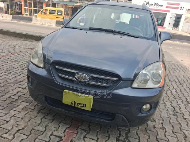 Kia Rondo 2007 Gray