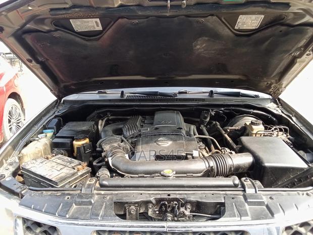 Nissan Pathfinder XE 4x4 2005 Gray