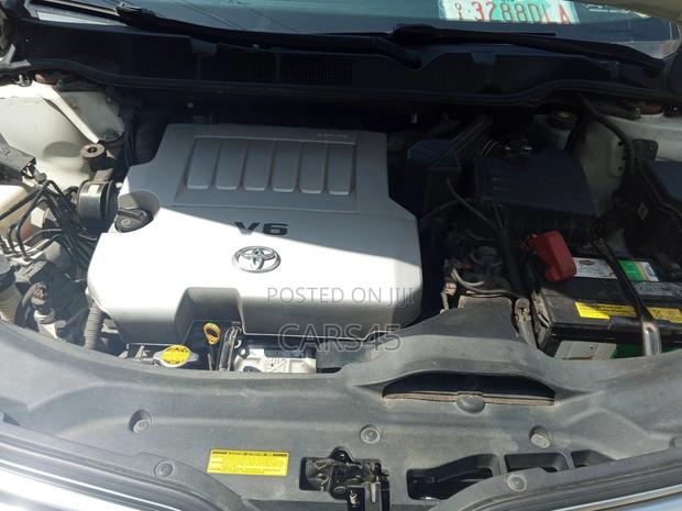 Toyota Venza 2009 White