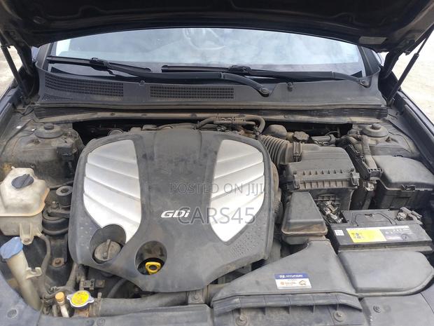 Hyundai Grandeur 2012 Black