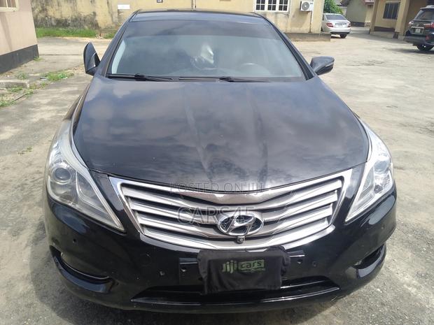 Hyundai Grandeur 2012 Black