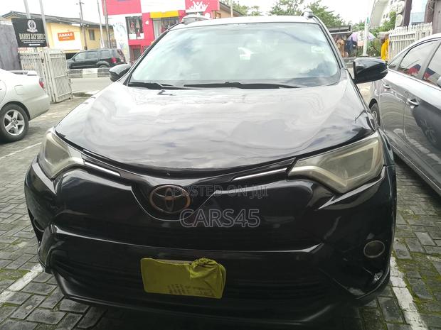 Toyota RAV4 2017 Black