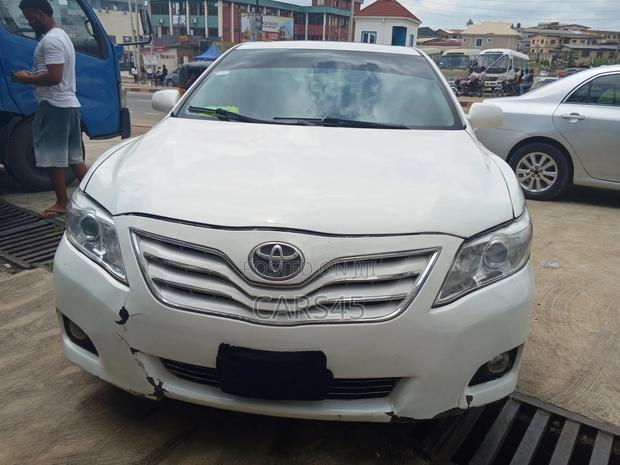 Toyota Camry 2011 White