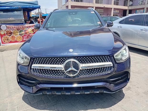 Mercedes-Benz GLC-Class 2021 Blue