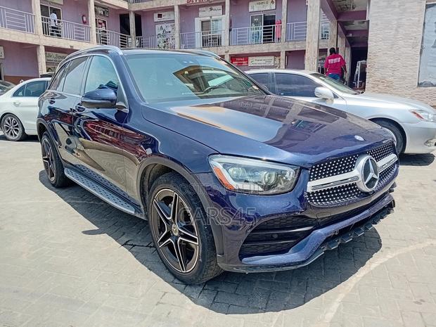 Mercedes-Benz GLC-Class 2021 Blue