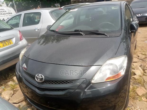 Toyota Yaris 2007 Gray