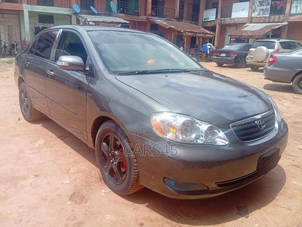 Toyota Corolla 2007 Gray