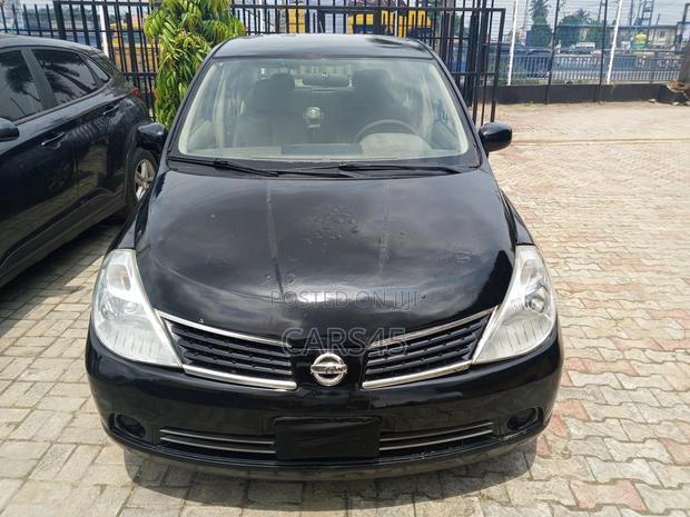 Nissan Tiida 2007 Black