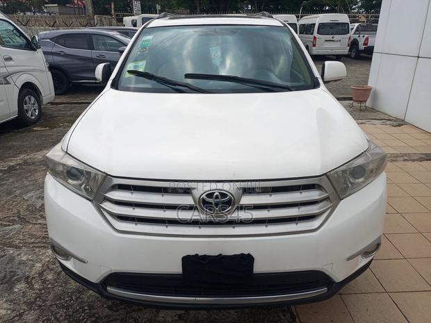 Toyota Highlander 2012 White