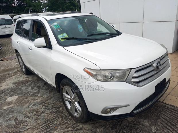 Toyota Highlander 2012 White