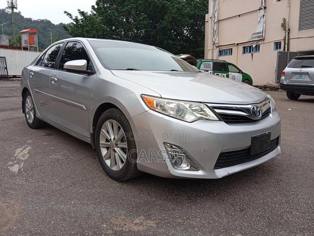 Toyota Camry 2013 Silver