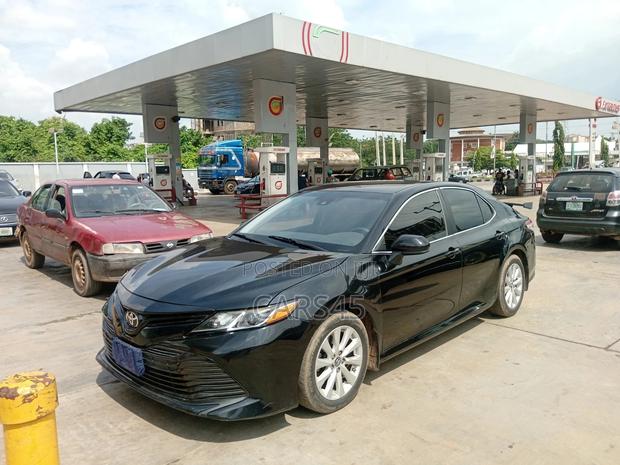Toyota Camry 2019 Black
