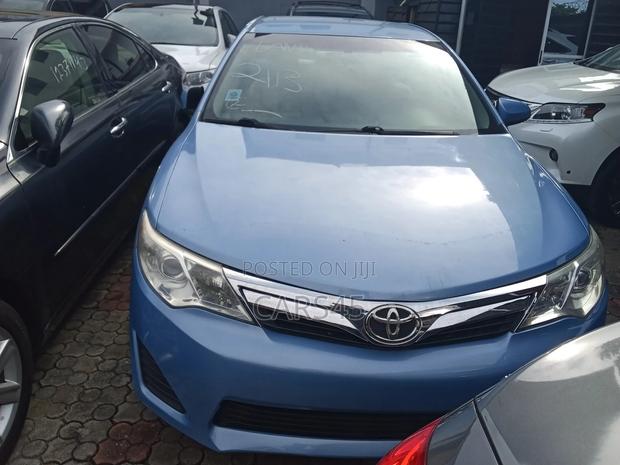 Toyota Camry L 4dr Sedan (2.5L 4cyl 6A) 2012 Blue